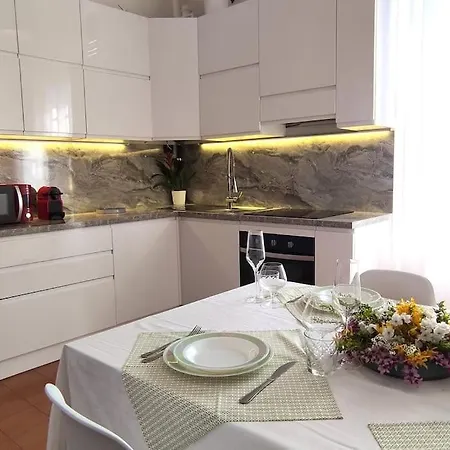 History With A Twist And View-Lake View Property With Spacious Garden, Tremezzo Como Tremezzo