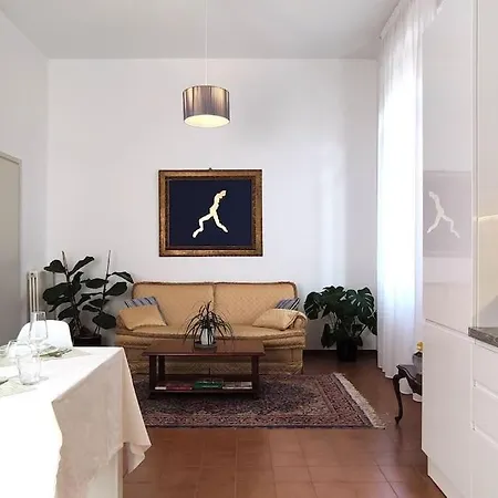 History With A Twist And View-Lake View Property With Spacious Garden, Tremezzo Como *