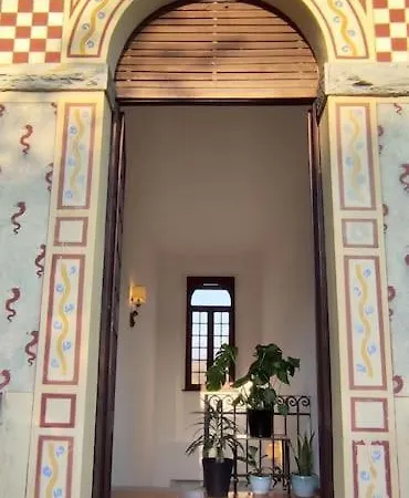 History With A Twist And View-Lake View Property With Spacious Garden, Tremezzo Como Dom wakacyjny